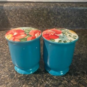 Pioneer Woman Salt and Pepper Shakers
